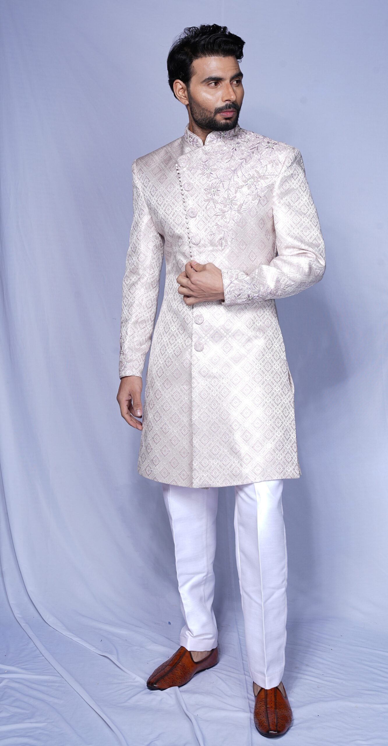Off-White Men’s Kurta with Silver Work