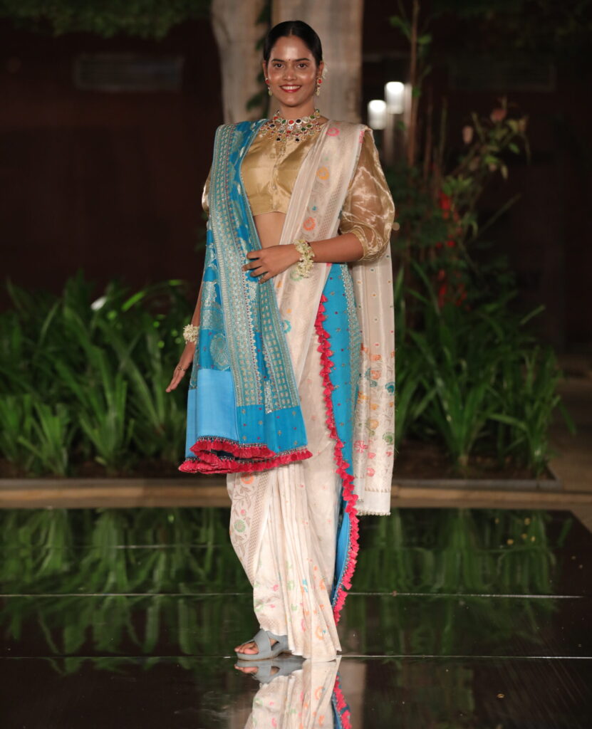 Ivory Pure Munga Silk Saree.
