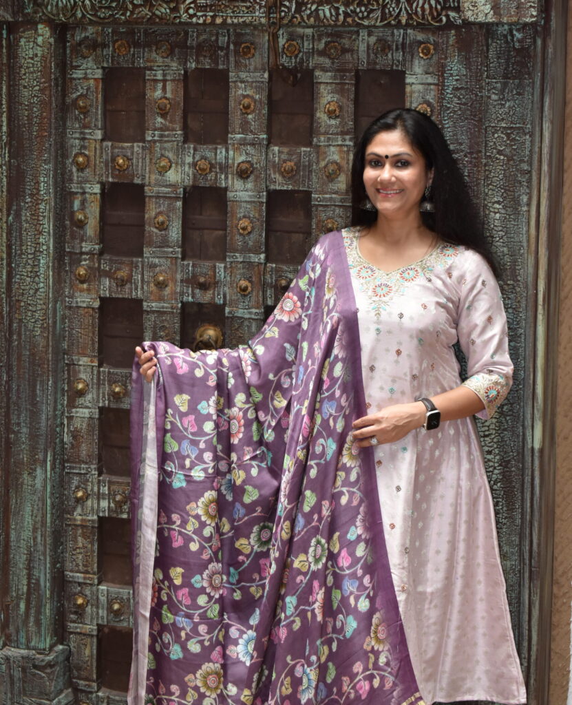 Soft Pink Pure Silk Kurta Set with Purple Modal Silk Dupatta
